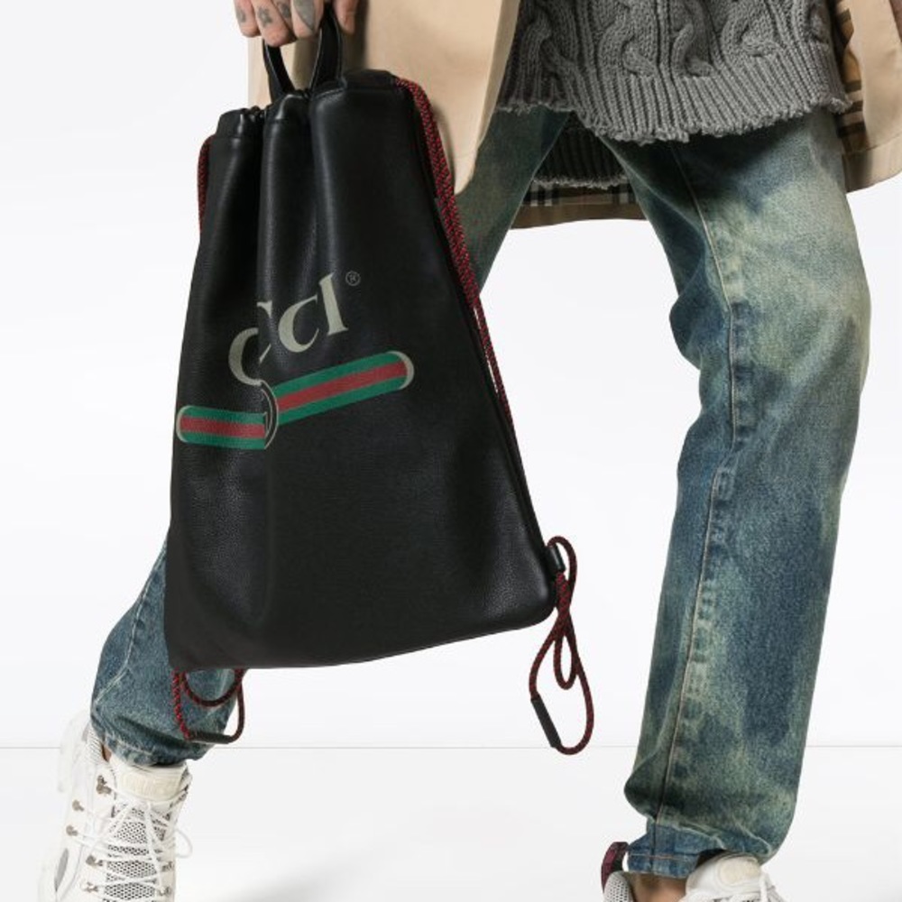 Authentic Gucci Drawstring Leather Backpack In Bl… - image 3